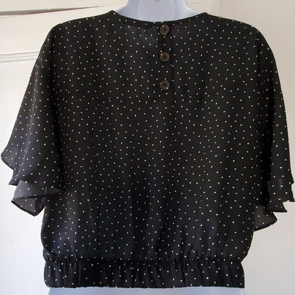 Tops - Picture 5 of 8